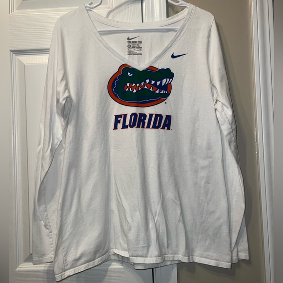 Nike Tops - Women’s Nike PLUS SIZE Florida gators long sleeve tee size XXL